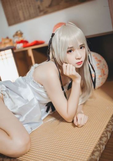 大型女浴室洗澡视频偷拍在线播放_4K高清视频观看