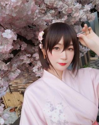 草久伊人_DVD免费全集观看