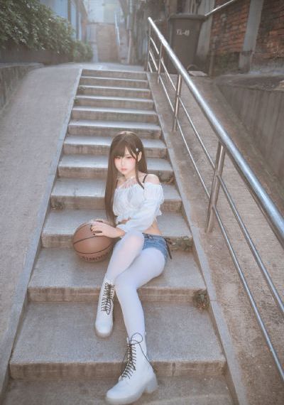 亚洲综合色丁香麻豆_720高清迅雷在线观看