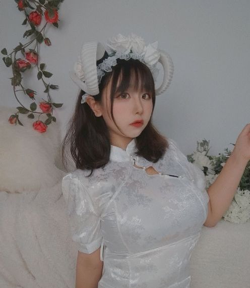 中国少妇精品久久久久无码av_1080P完整版观看