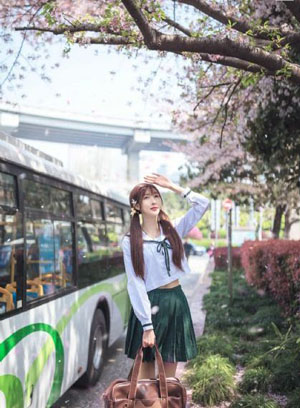 屁屁国产第1页_JVID性感写真